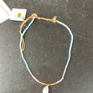 Handmade Beaded Necklace w/ Shell (adjustable)